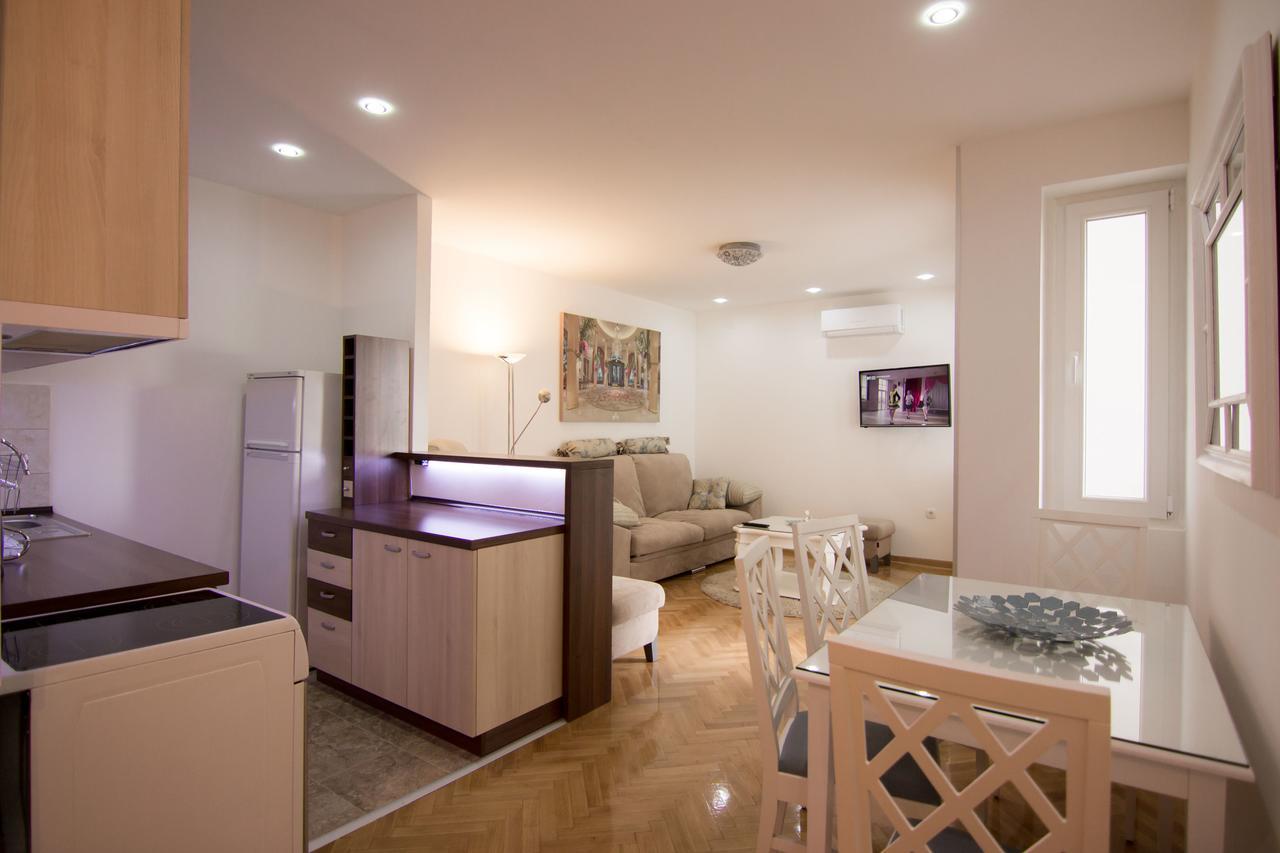 Apartments Near St. Sava Temple Belgrado Exterior foto